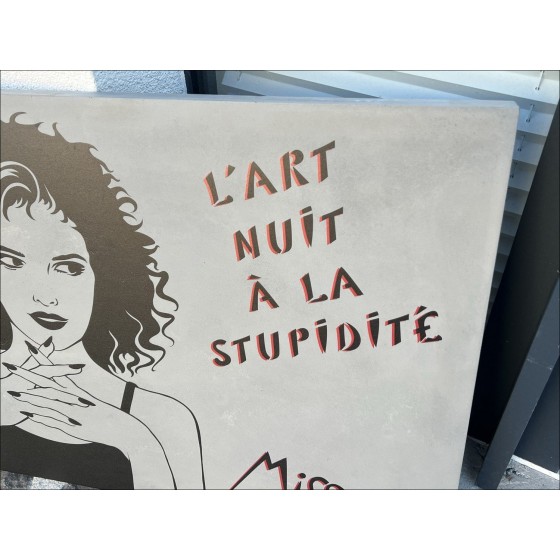 Miss Tic - Impresión concreta "The Art Night en la estupidez" 50x70x4cm - 2022