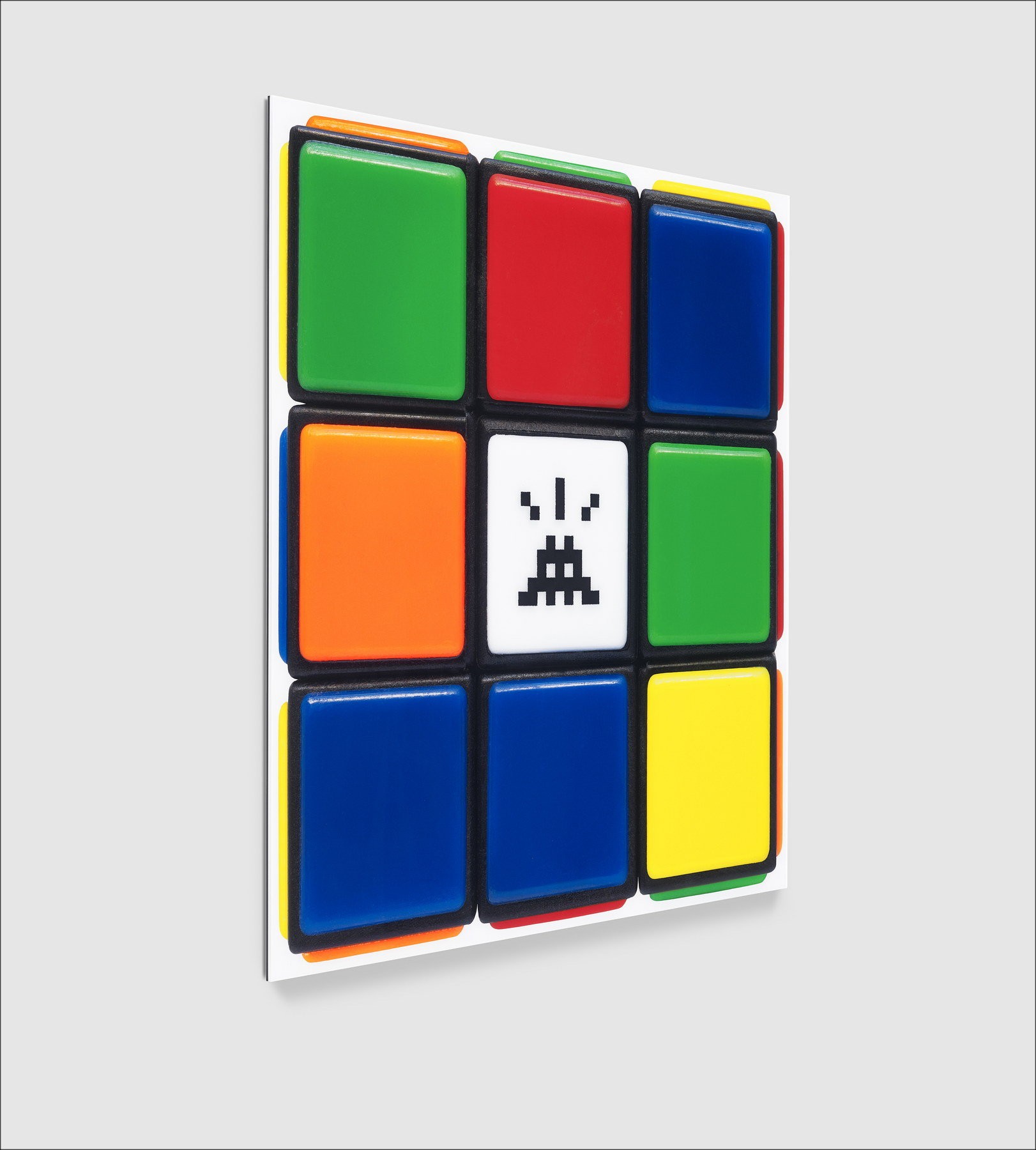 Künstler INVADER | 'Eindringlich Cube NVDR1-1' Kunstwerk | 2023