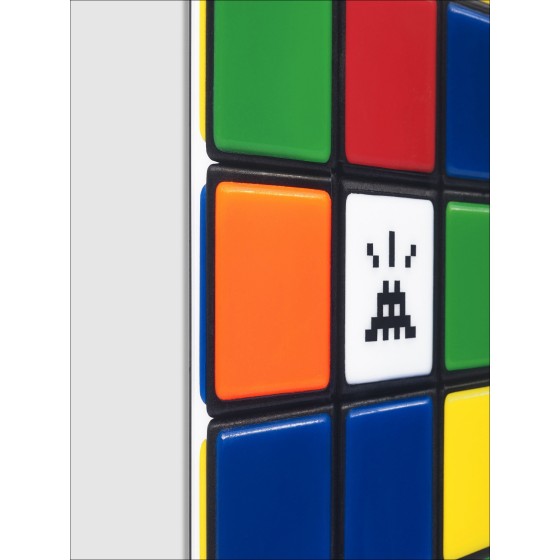 Künstler INVADER | 'Eindringlich Cube NVDR1-1' Kunstwerk | 2023