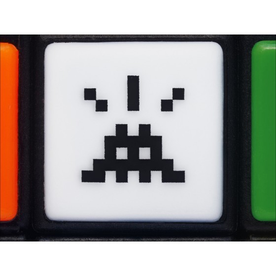 Artista INVADER Invaso Cube NVDR1-1' opere d'arte' 2023