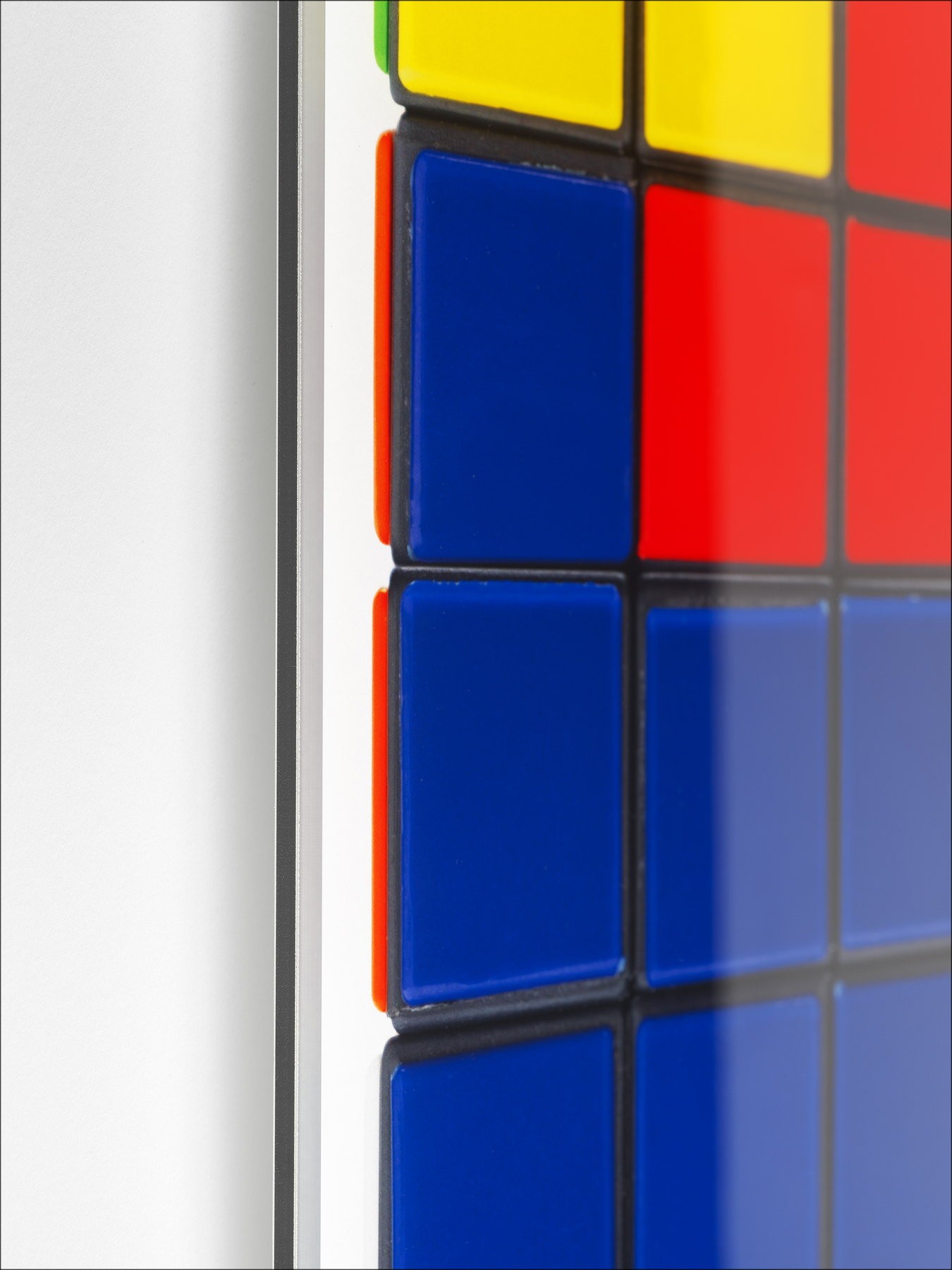 Rubik Camouflage NVDR1-2 por INVADER, 2023