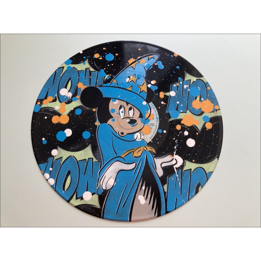 DEZACHE : Certified Painting Mickey Magician op Vinyl Disk (2023)