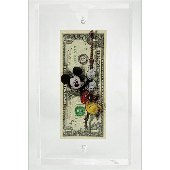 Pazblandina - Mickey (2025), attingendo il dollaro