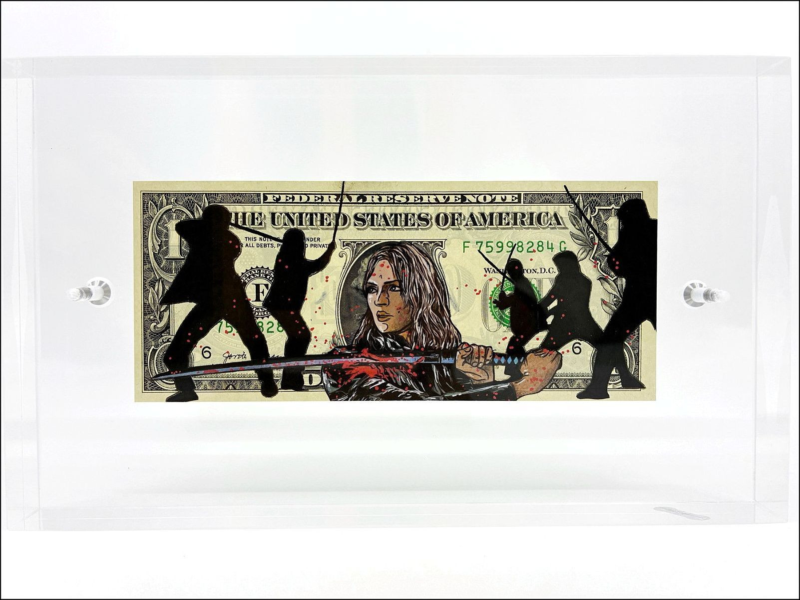Pazblandina Kill Bill 2, opera originale firmata su un dollaro.